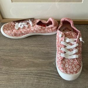 NWT Roxy Bayshore Slip-On Sneakers
